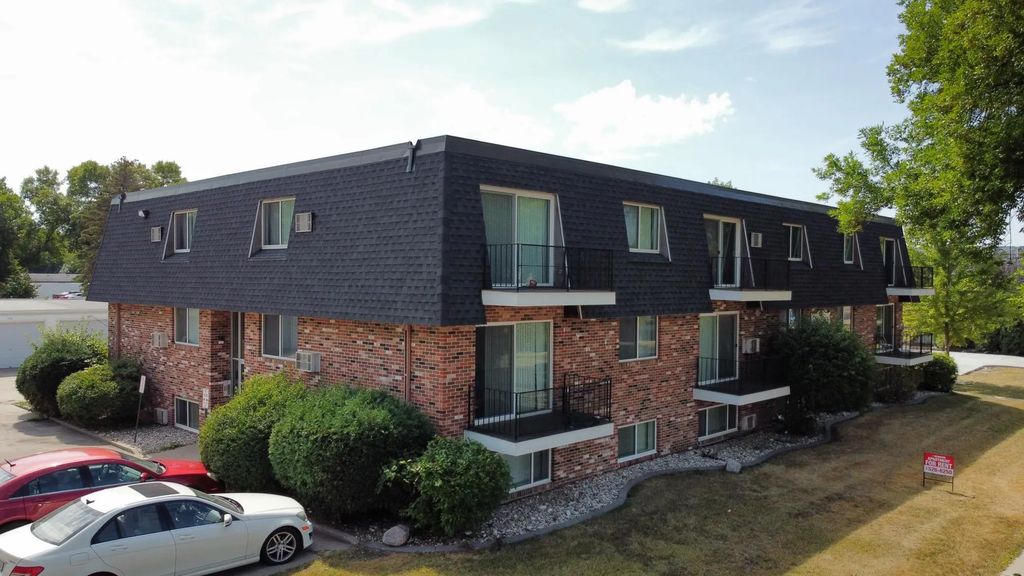 318 31st Avenue N, Fargo