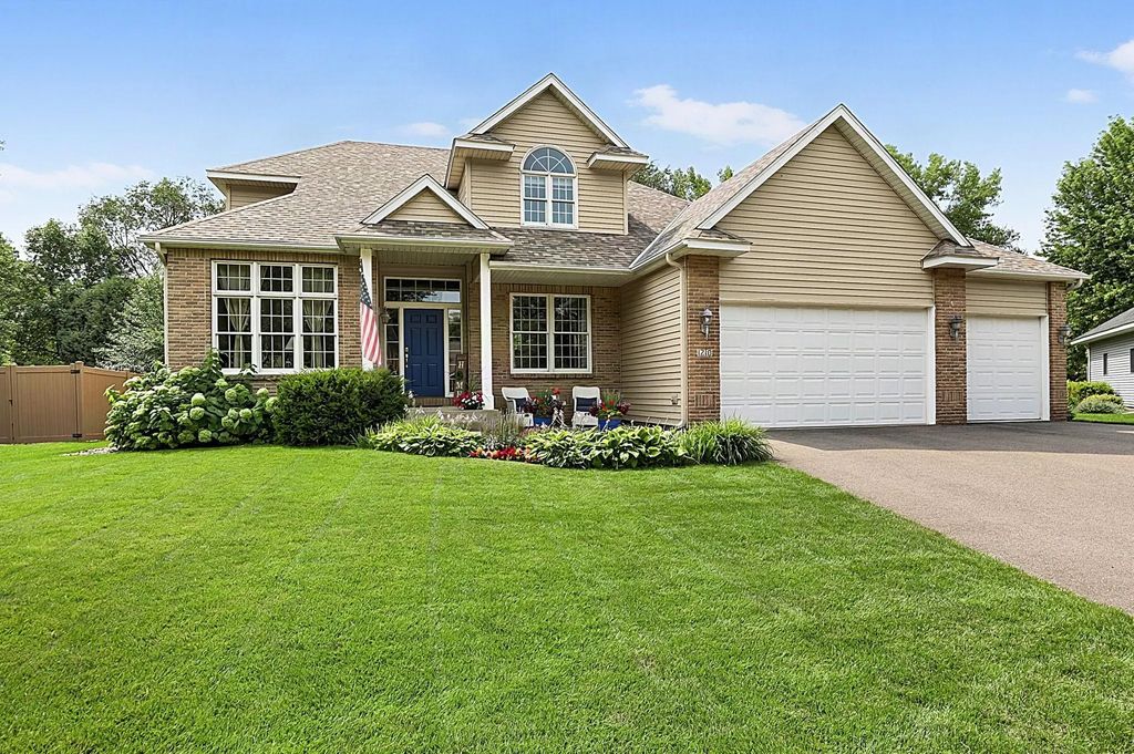 1210 Millstone Court, St Cloud