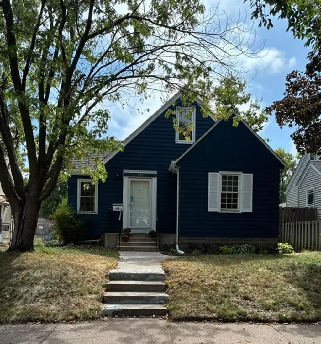 380 Magnolia Avenue E, Saint Paul