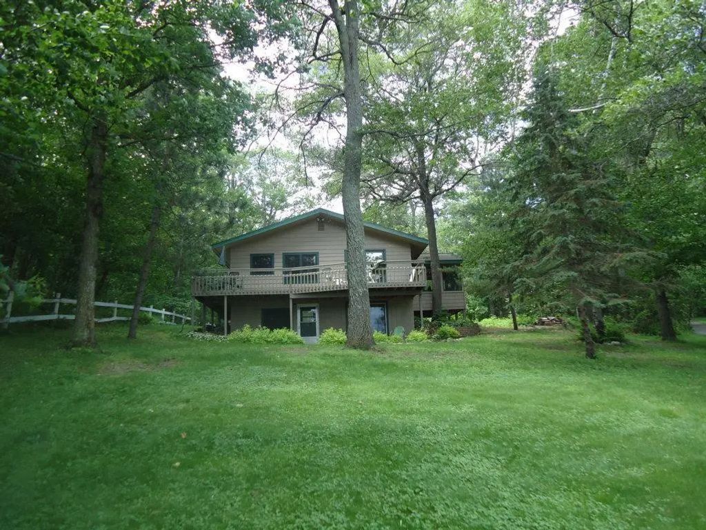 27600 W Twin Lake Drive, Pequot Lakes