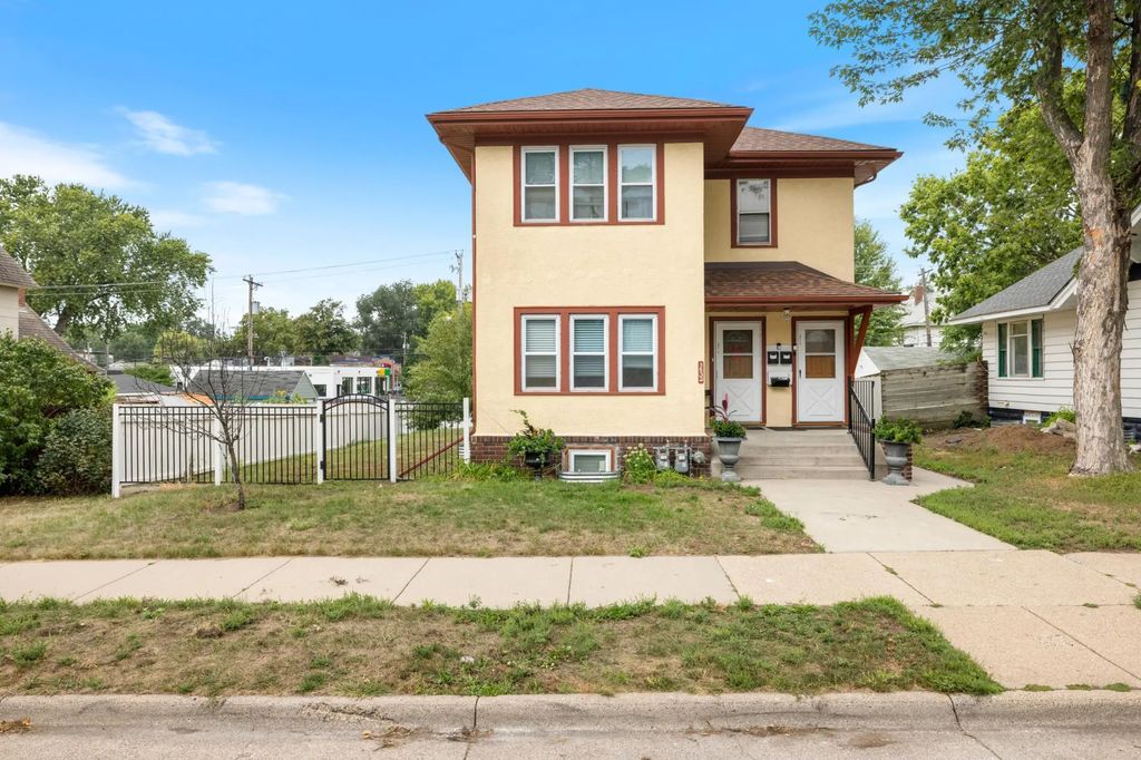 3532 Longfellow Avenue, Minneapolis
