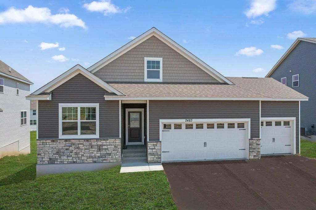 4723 Blake Way, Woodbury