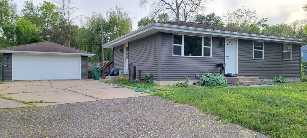 9041 Northwood Circle, New Hope