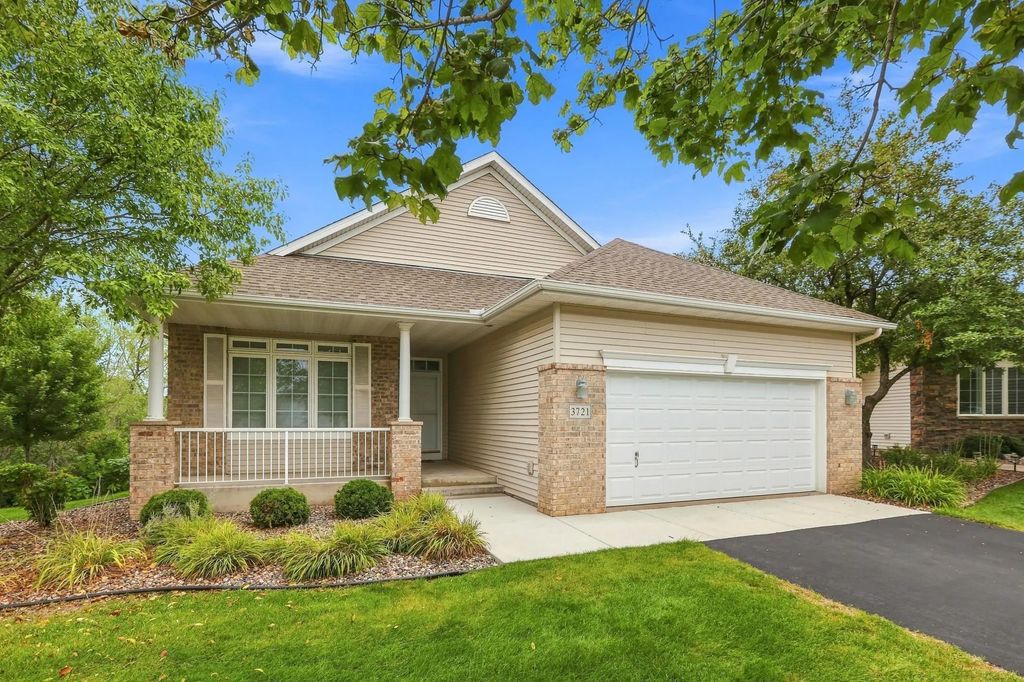 3721 Crossridge Way, Rosemount