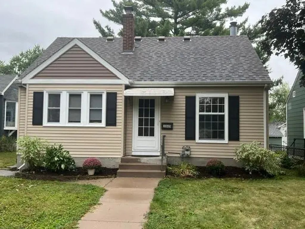 3049 Edgewood Avenue S, Saint Louis Park