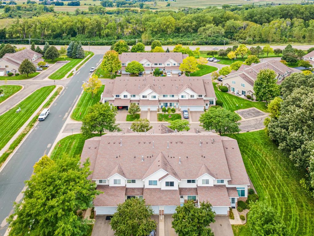 5405 206th Street W 109, Farmington