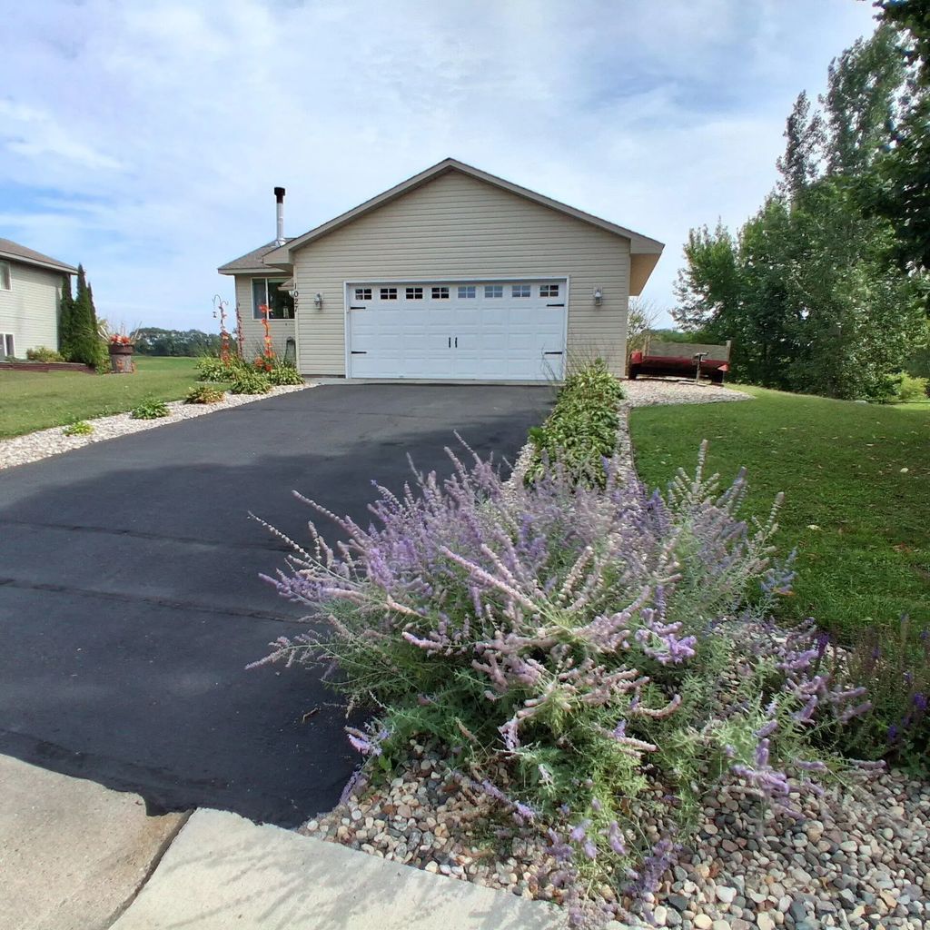 1027 Meadow Street, Cologne