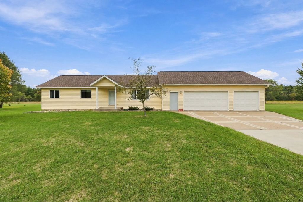 W7629 161st Avenue, Hager City