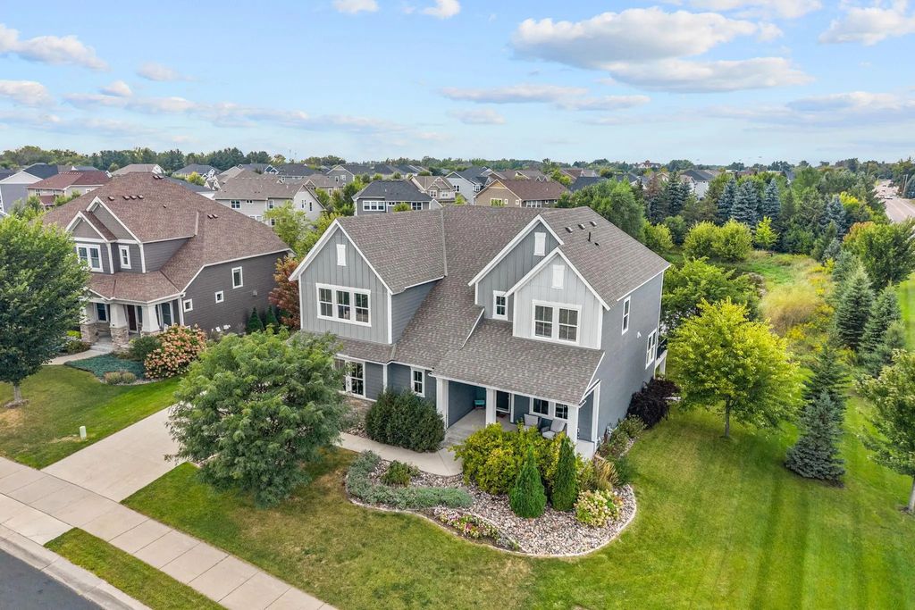 3006 Wild Flower Trail, Medina