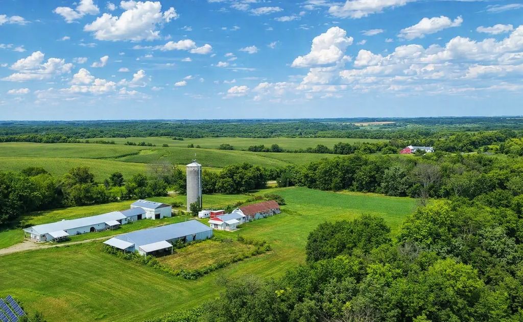 55616 State Highway 57, West Concord