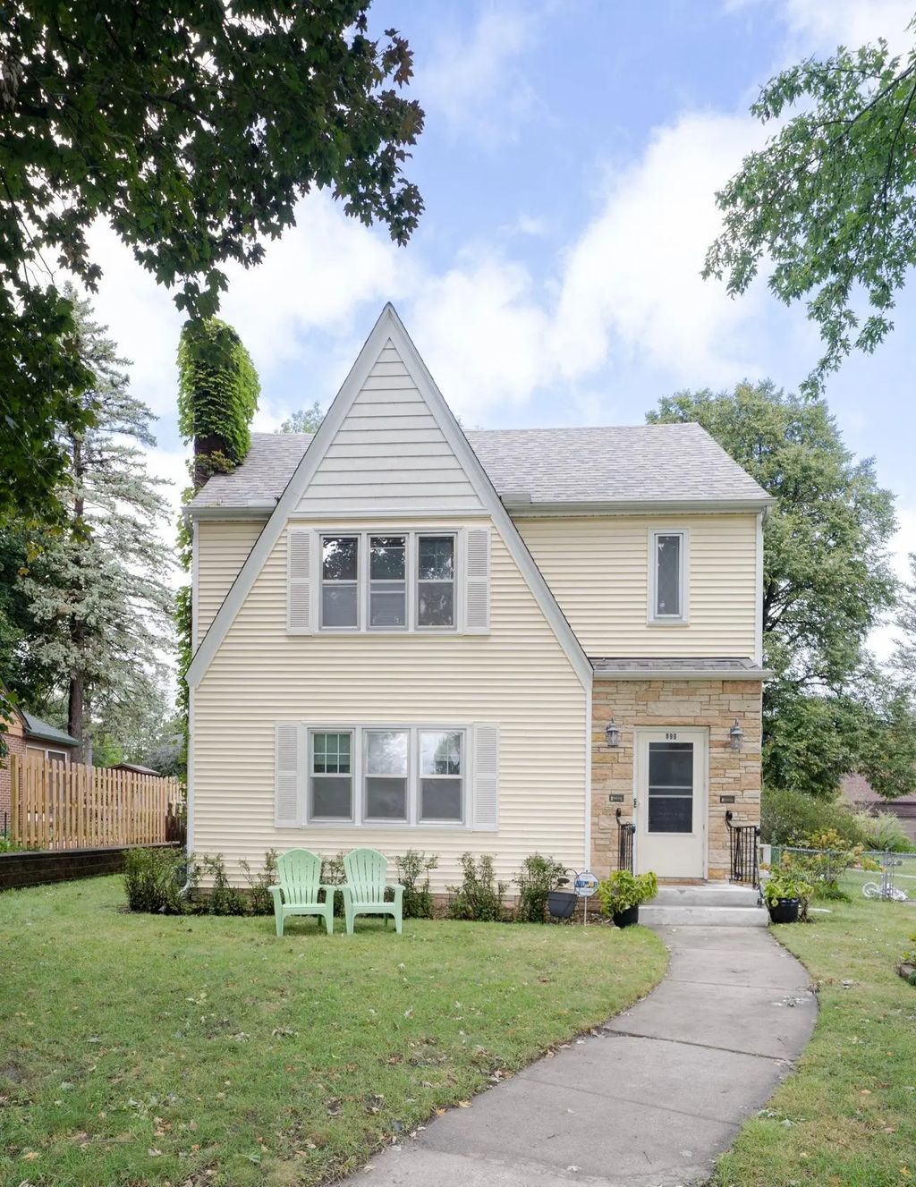 899 Parkview Avenue, Saint Paul