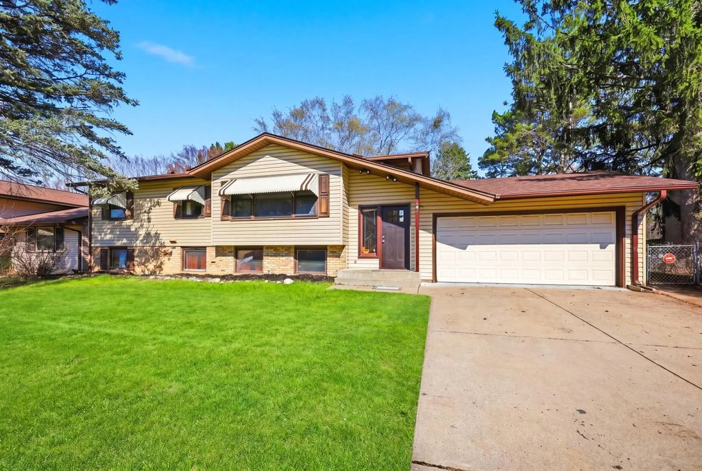 182 N Faye Street, Saint Paul