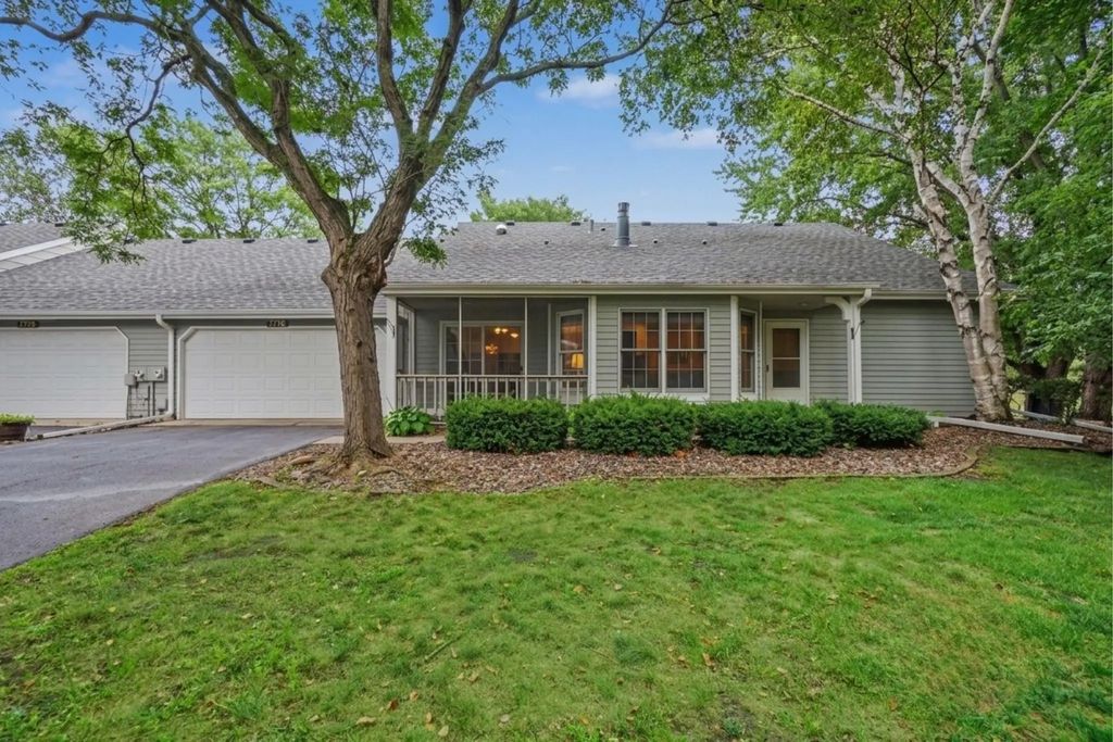 7778 Glenda Court, Apple Valley