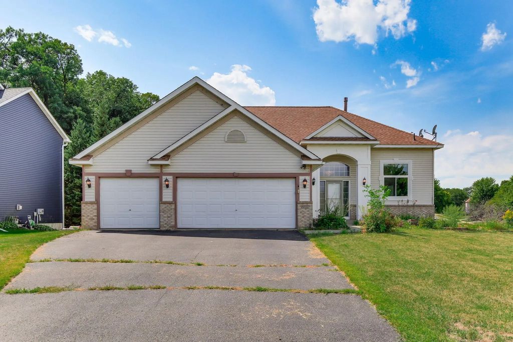 8837 Carriage Hill Place, Savage