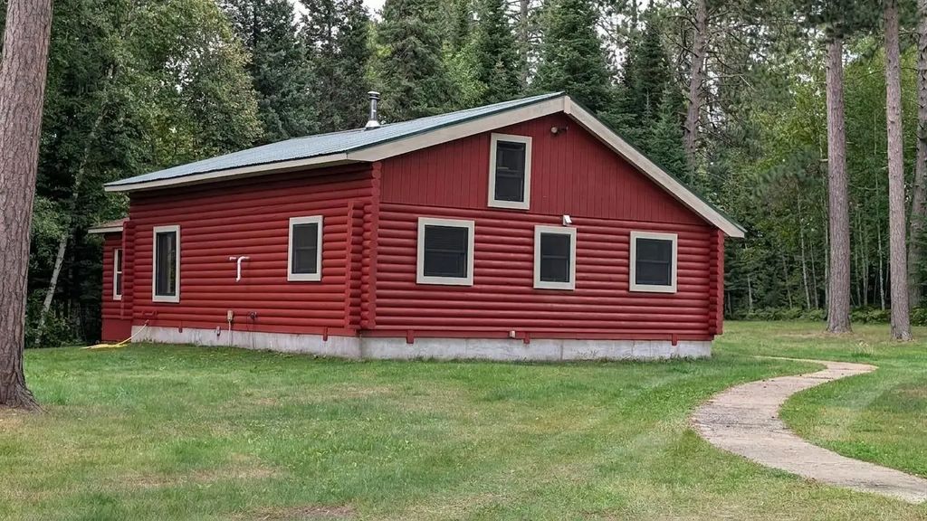 8854 River Road, Angora