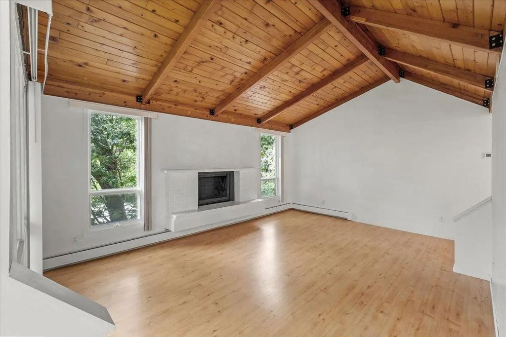 13709 Nicollet Avenue 301, Burnsville