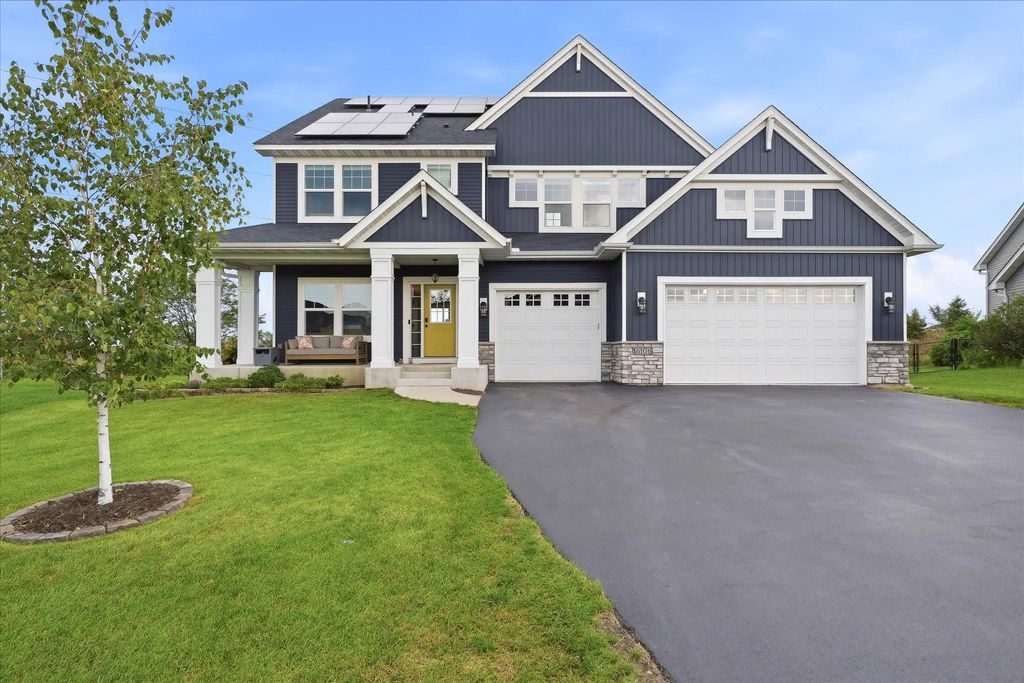 16106 Estate Lane, Lakeville