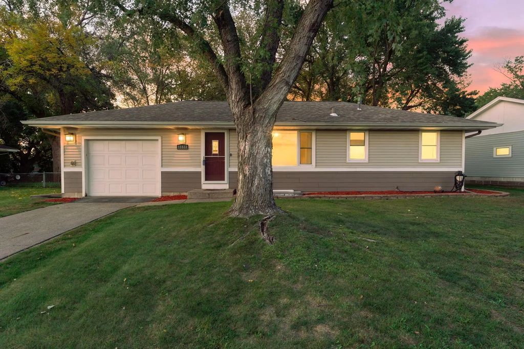 11833 Ilex Street Nw, Coon Rapids
