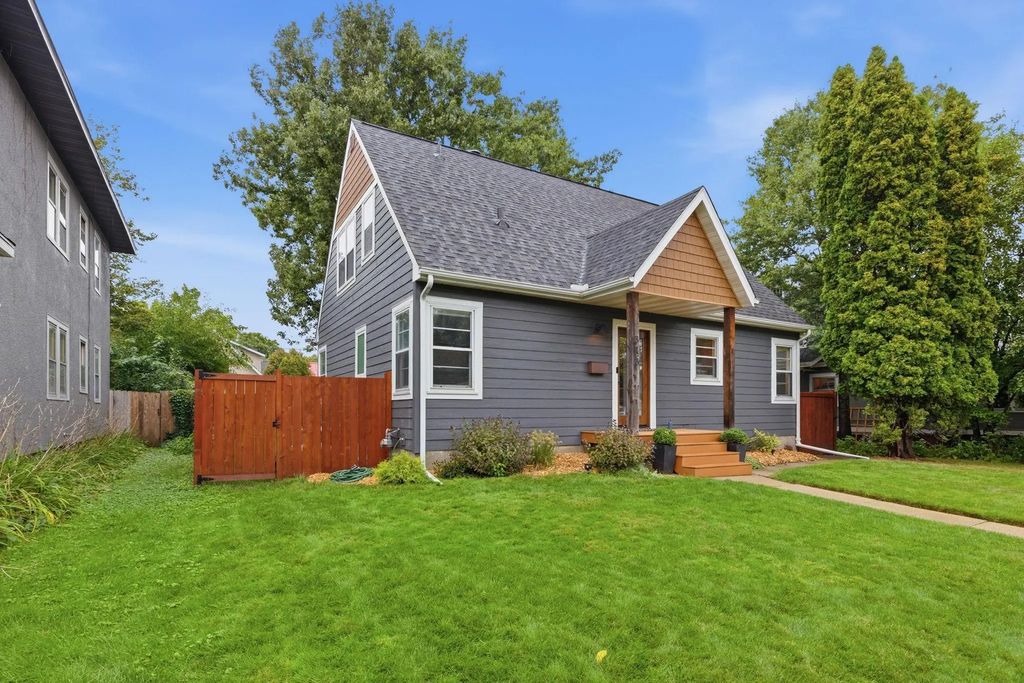 313 Vincent Avenue N, Minneapolis