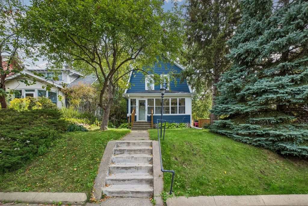 2116 Berkeley Avenue, Saint Paul