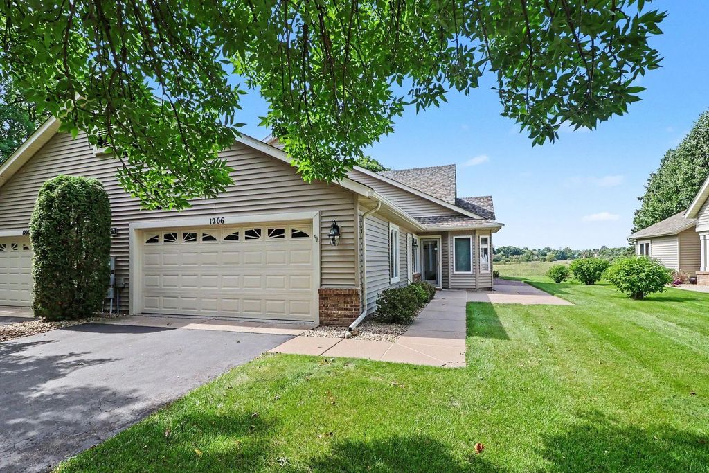 1206 Mckusick Road Lane N, Stillwater