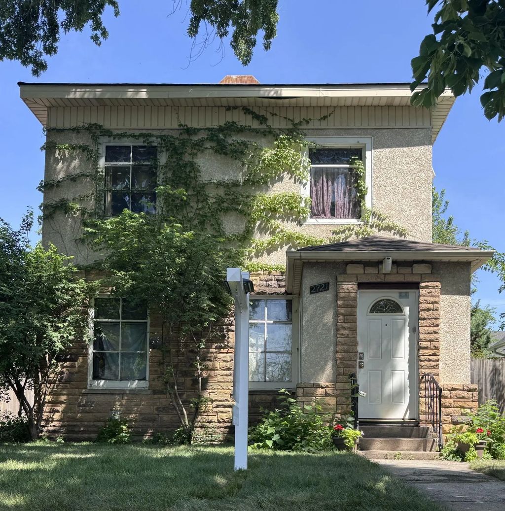2721 Columbus Avenue, Minneapolis