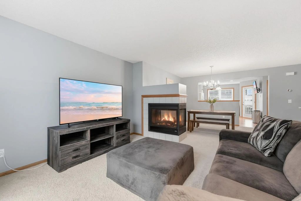 15079 French Drive N, Hugo