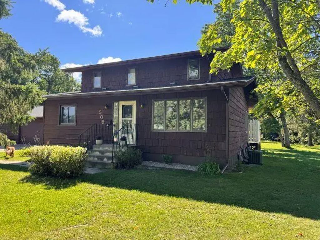 509 12th Street Nw, Chisholm
