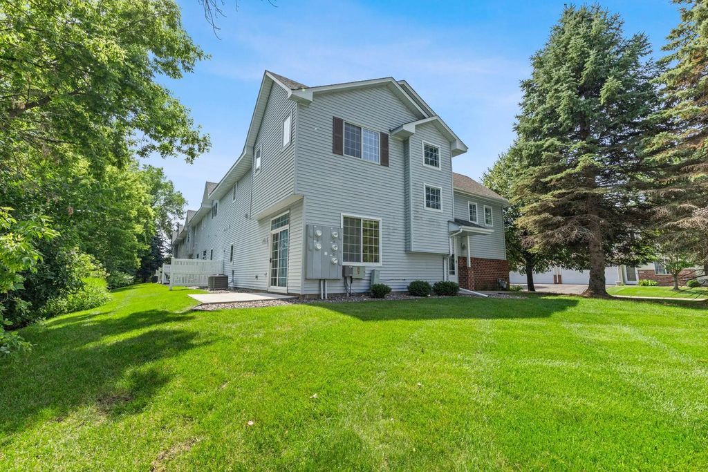 9050 Merrimac Lane N, Maple Grove