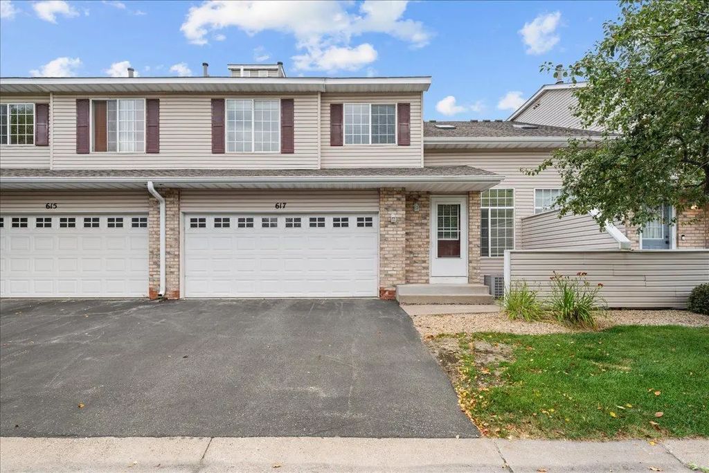 617 Grandview Way, Hudson