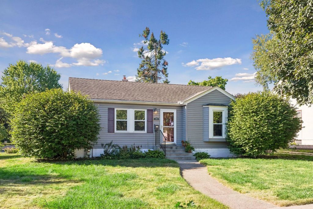 742 Idaho Avenue W, Saint Paul