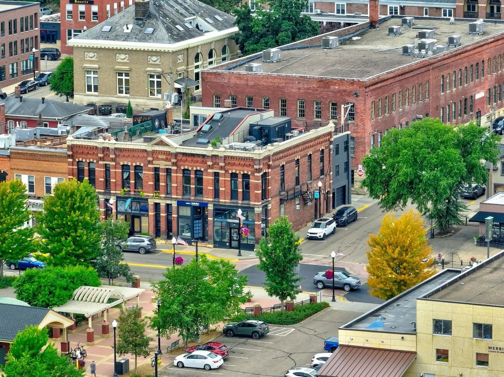 126 Main Street N, Stillwater