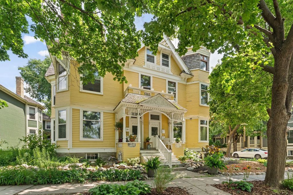 107 Island Avenue W, Minneapolis