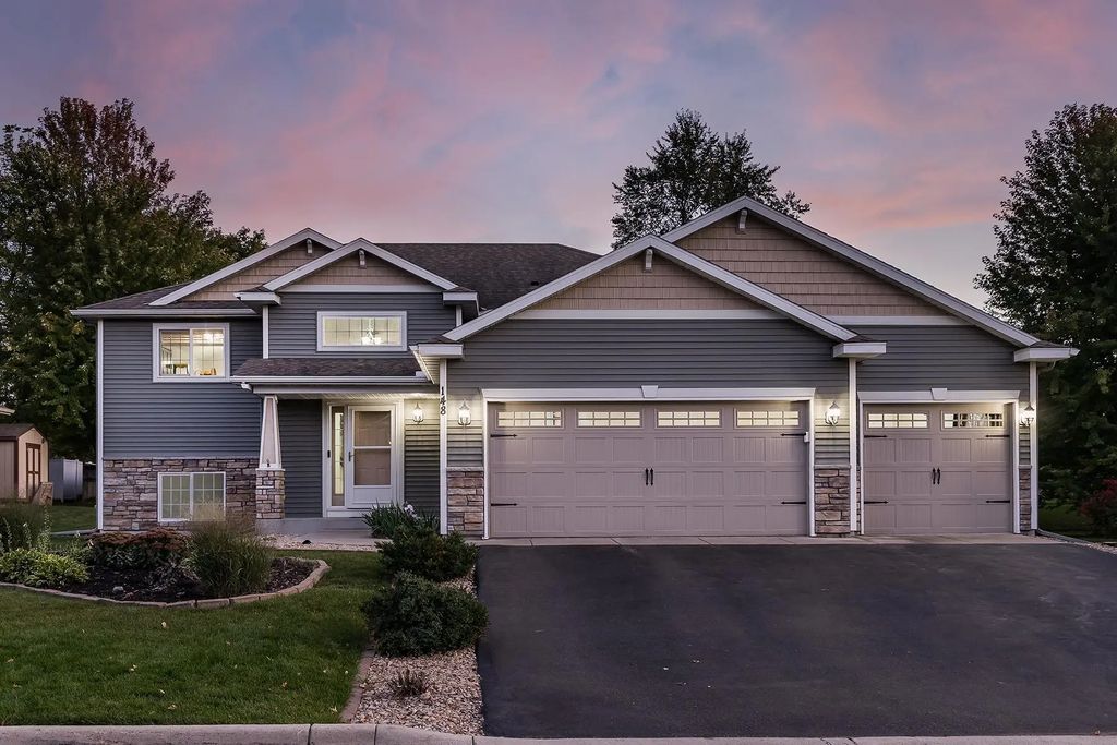148 Crystal Circle, Montrose
