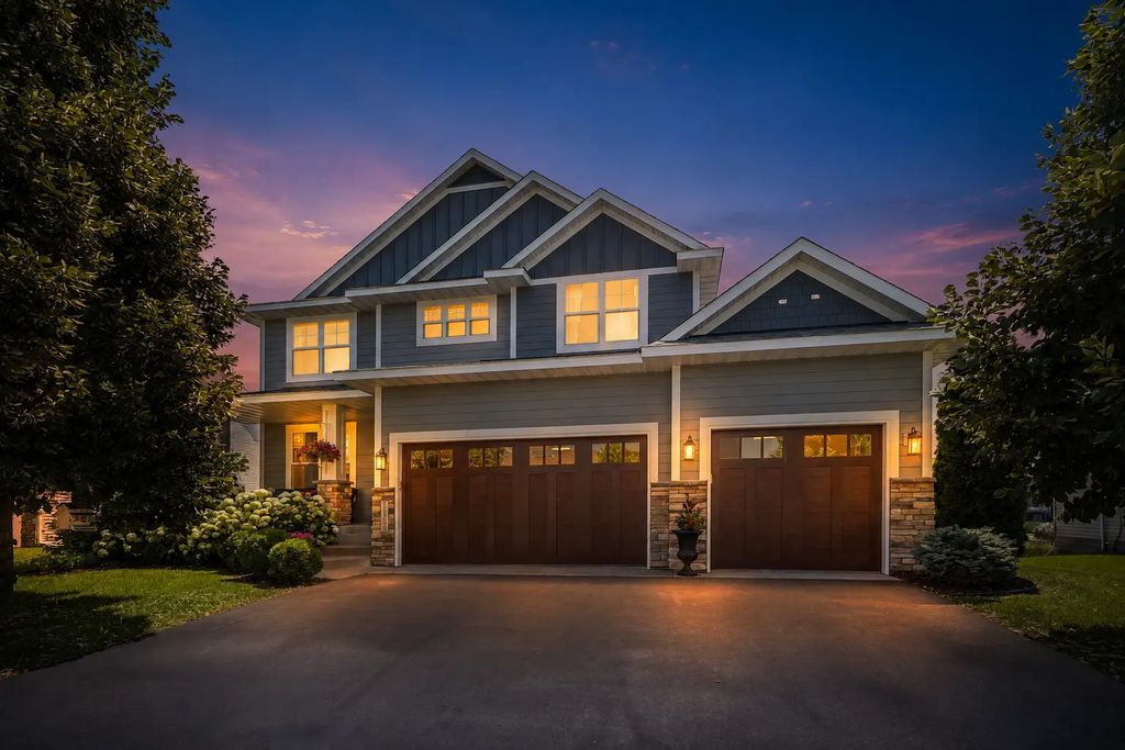 12309 Lever Street Ne, Blaine