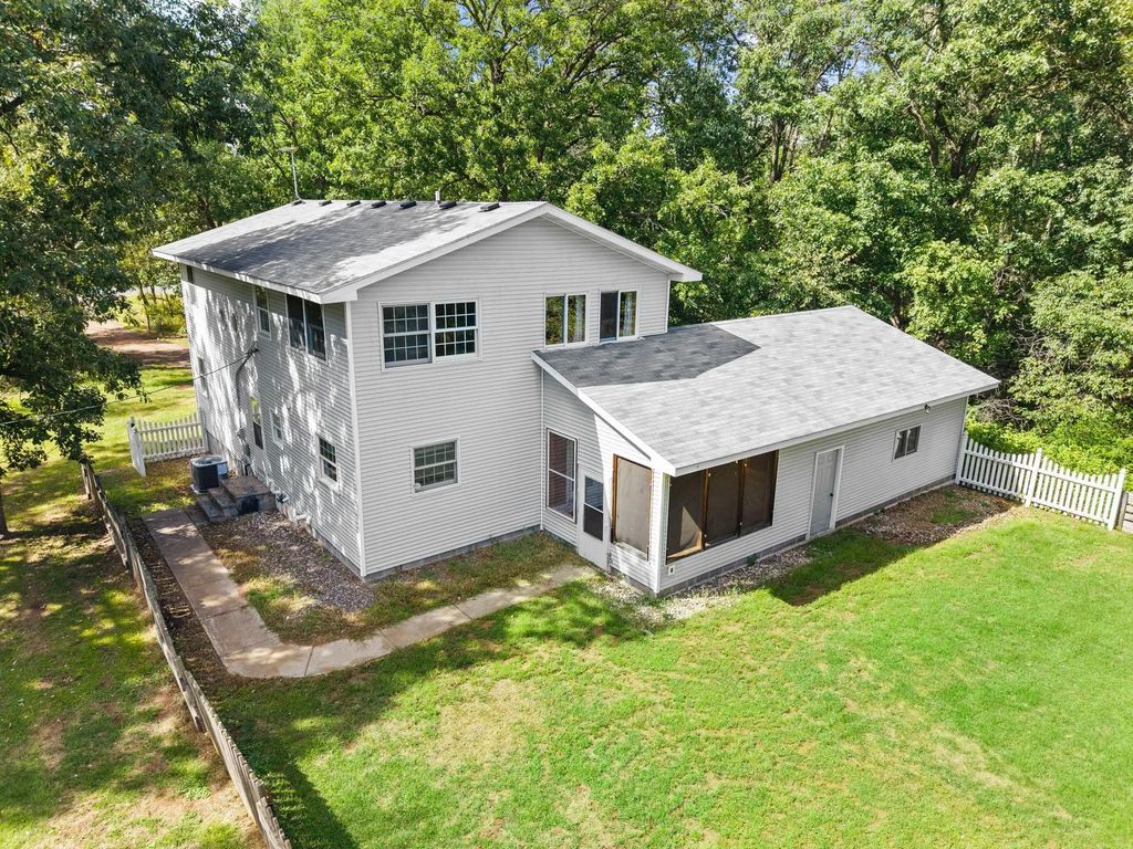 2488 Sunny Acres Lane, St Croix Falls