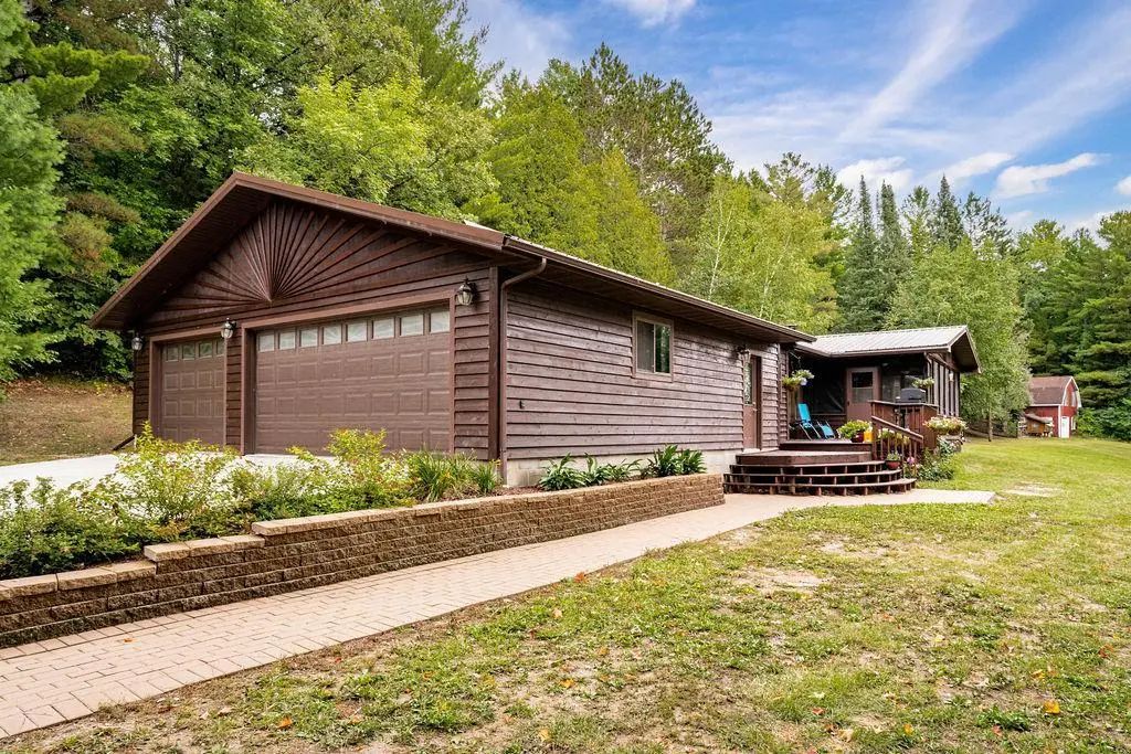 34812 E County Road 218, Grand Rapids