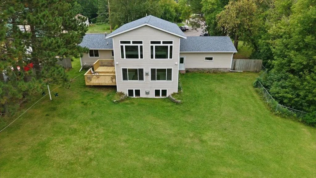 909 Park Avenue, Cloquet