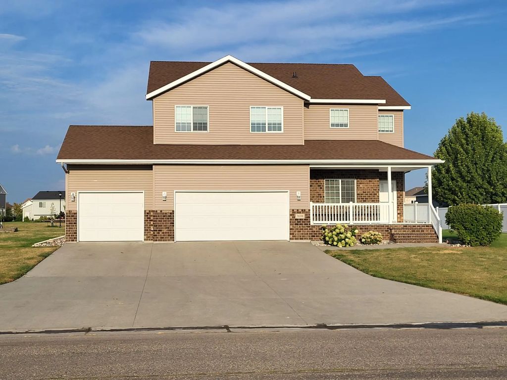 3698 N Sedona Drive, West Fargo