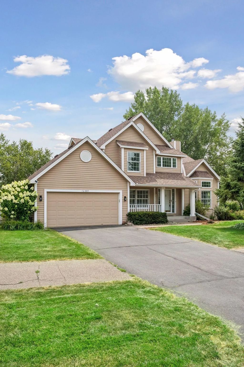 16005 22nd Avenue N, Plymouth