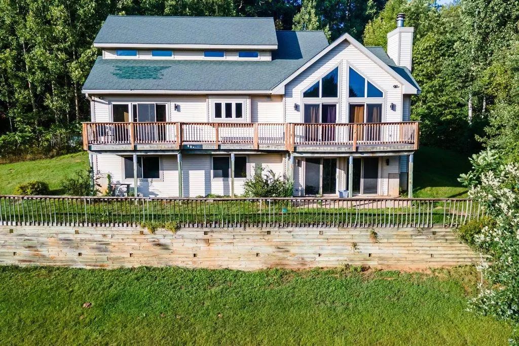 E3297 1290th Avenue, Boyceville