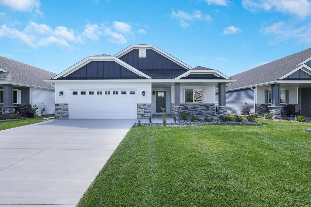 10038 177th Circle Nw, Elk River