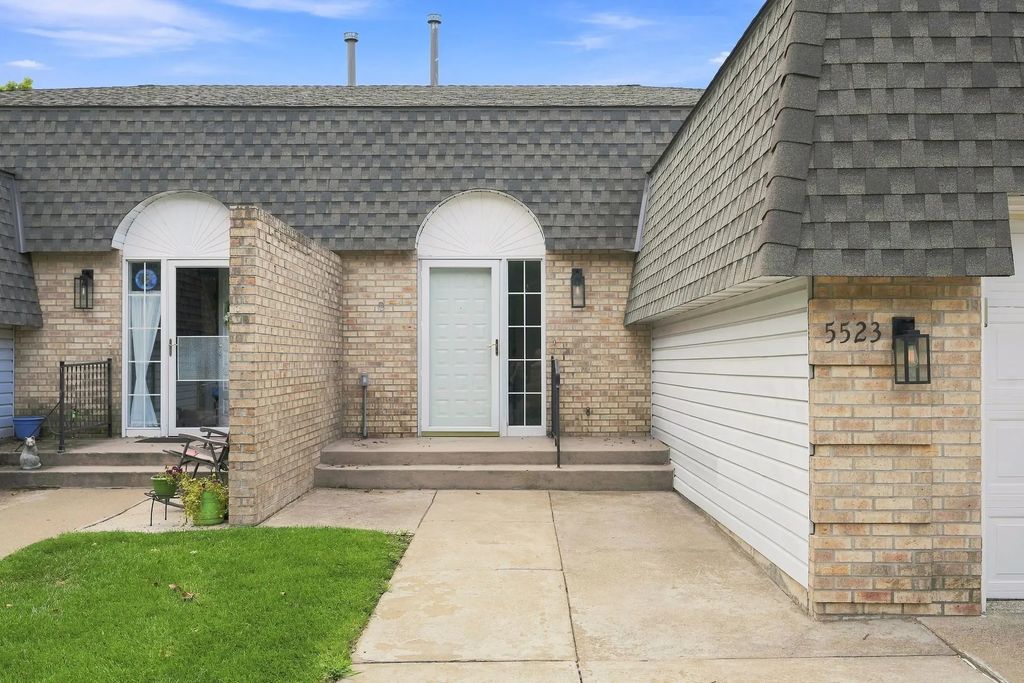 5523 Auto Club Road, Bloomington