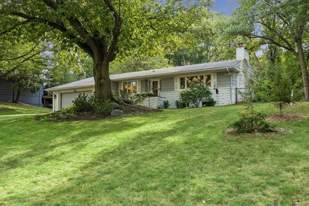 4418 Ellerdale Road, Minnetonka
