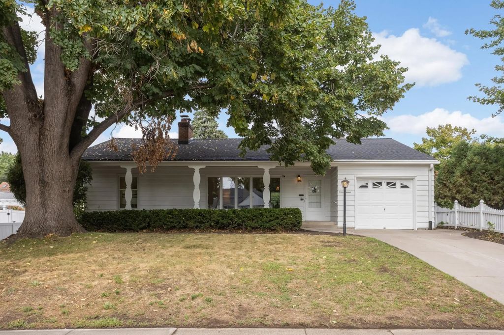 1859 Saunders Avenue, Saint Paul