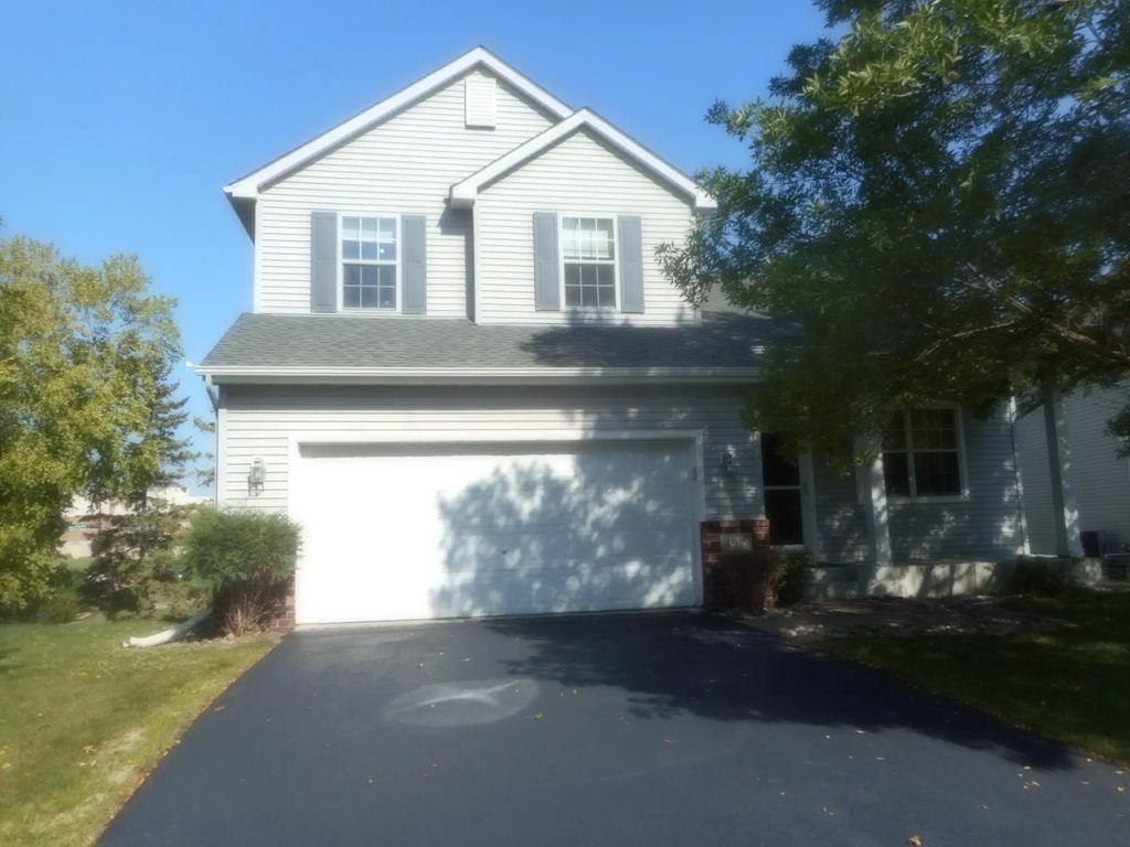 4915 Olive Lane N, Plymouth