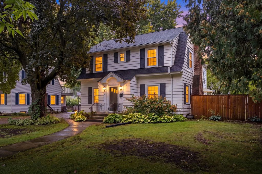533 E Academy Street, Owatonna