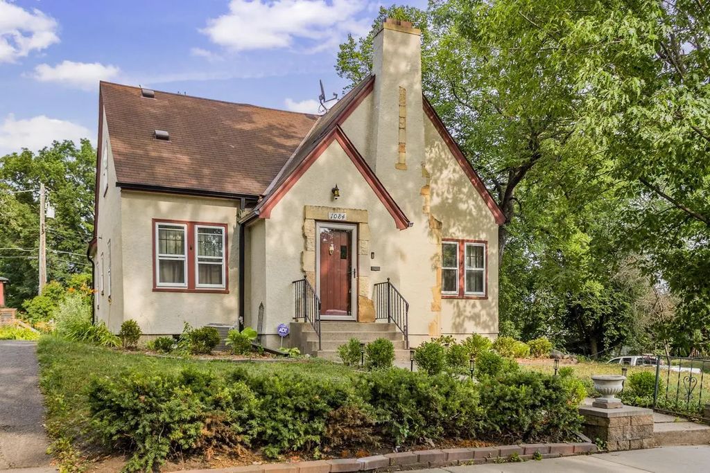 1084 Bradley Street, Saint Paul