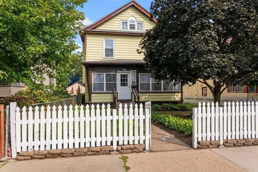 3529 4th Avenue S, Minneapolis