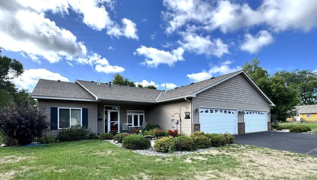 617 4th Street Nw 1, Aitkin